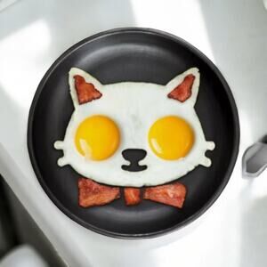 New Breakfast Kitchen Sunny Side Up Kitty Cat Kitten Silicone Egg Corral Mold
